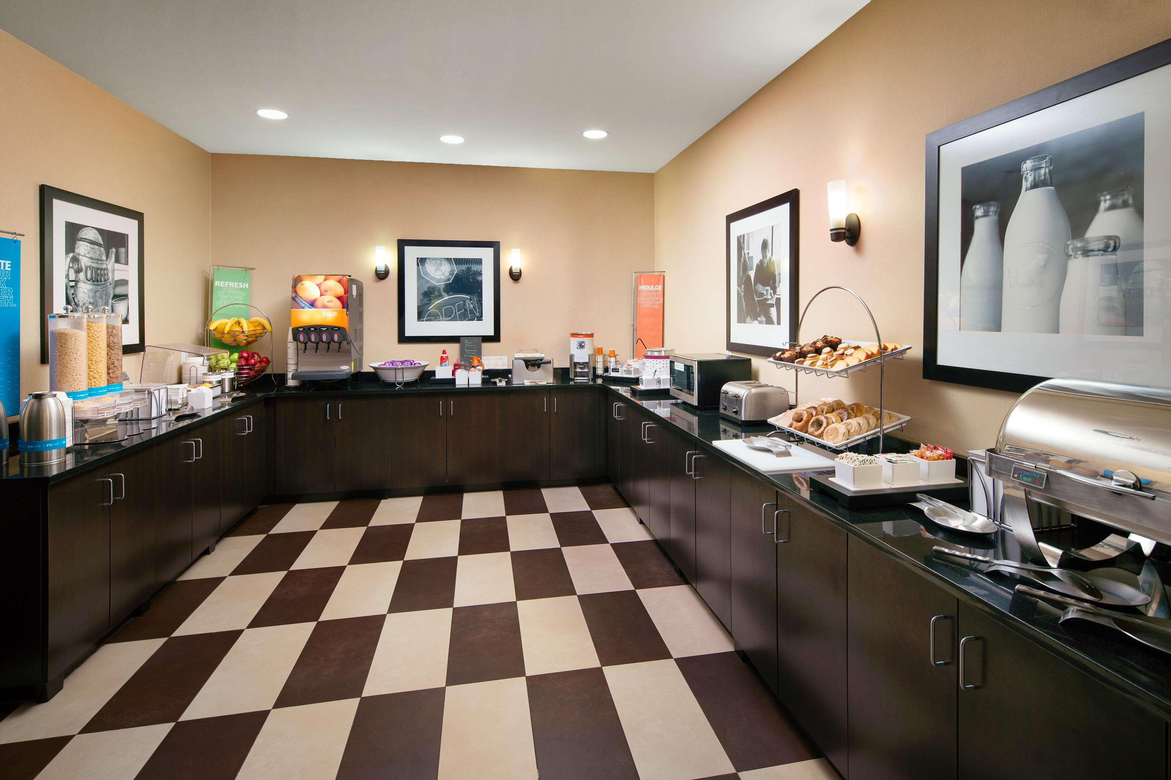 Hampton Inn לאבלנד מראה חיצוני תמונה